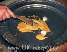 Chalupářské mleté maso s pivní omáčkou