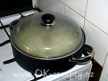 Kyselé vepřové nudličky a zelená rýže + foto postup
