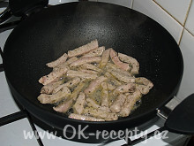 Kyselé vepřové nudličky a zelená rýže + foto postup