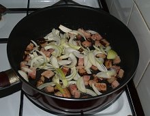 Sladkokyselá masová pánev