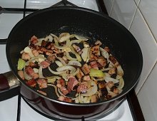 Sladkokyselá masová pánev