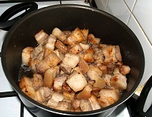 Vepřový bok - škvarky, sádlo, pečená žebírka Vepřový bok - škvarky, sádlo, pečená žebírka