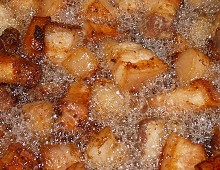 Vepřový bok - škvarky, sádlo, pečená žebírka Vepřový bok - škvarky, sádlo, pečená žebírka