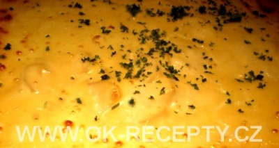 50/4 - Zapečený květák s vejci,  sýrem  a bramborem + foto postup