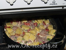Zapékané brambory s kuřecím masem + foto postup